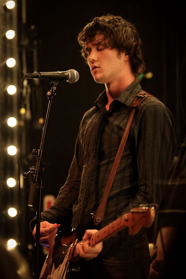 Radio Free Alice live still 2