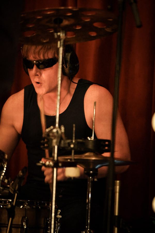 Radio Free Alice live still 4